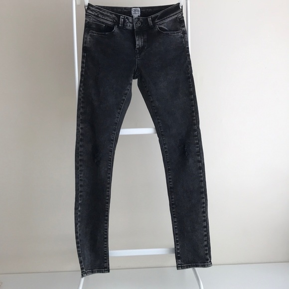 NWOT ASOS Ripped Skinny Jeans - Picture 1 of 7